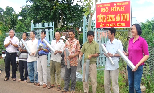 7-30-2017 Mô hình tiếng kẻng an ninh ấp 18 Gia Đình xã Bảo Quang (2).png