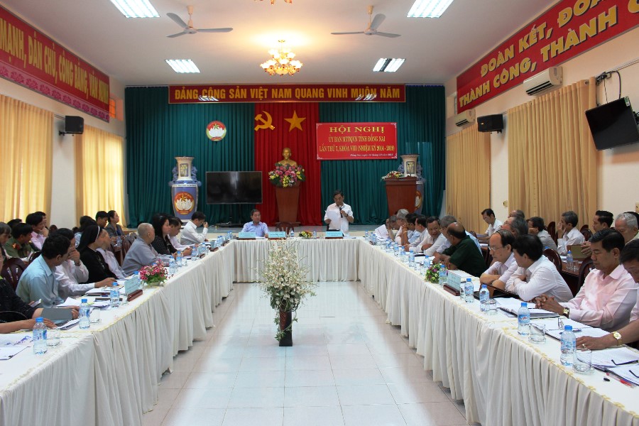 Dưới đây là một số hình ảnh tịa Hội nghị UBMTTQ Đồng Nai ngày 14_12 (1).JPG