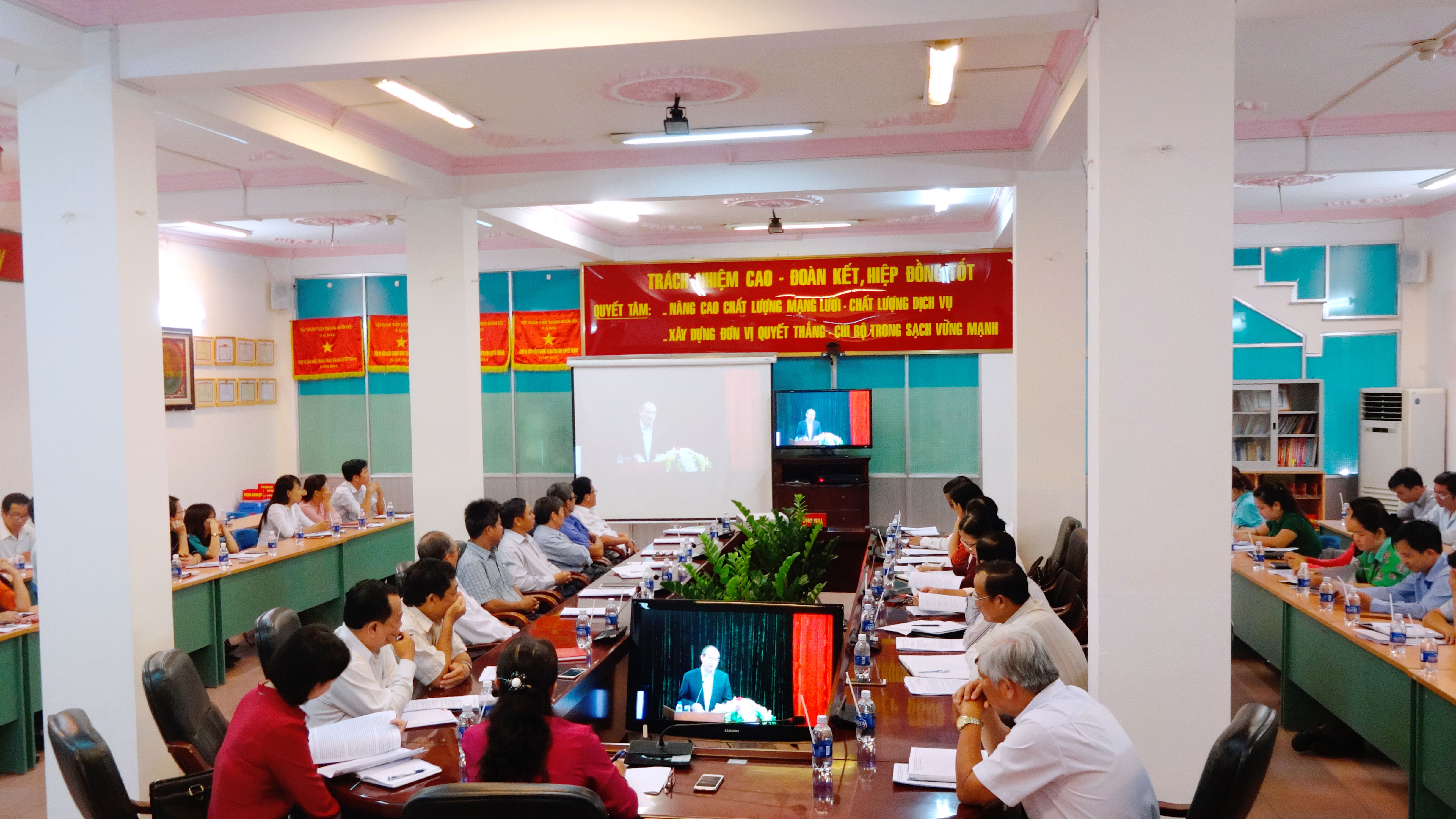 Tại điểm cầu Đồng Nai.JPG
