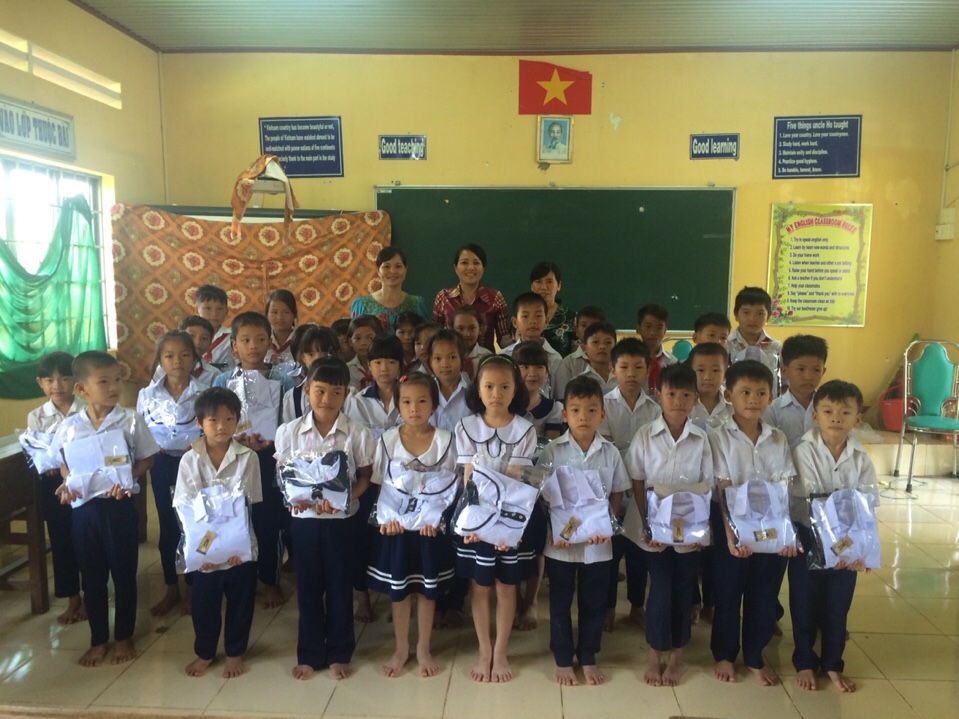 TẶNG ĐỒNG PHỤC.jpg
