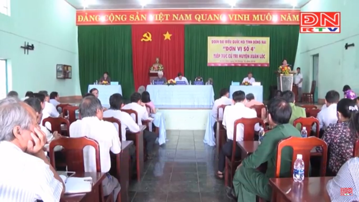 ĐBQH đơn vị số 4 tiếp xúc cử tri huyện Xuân Lộc.jpg