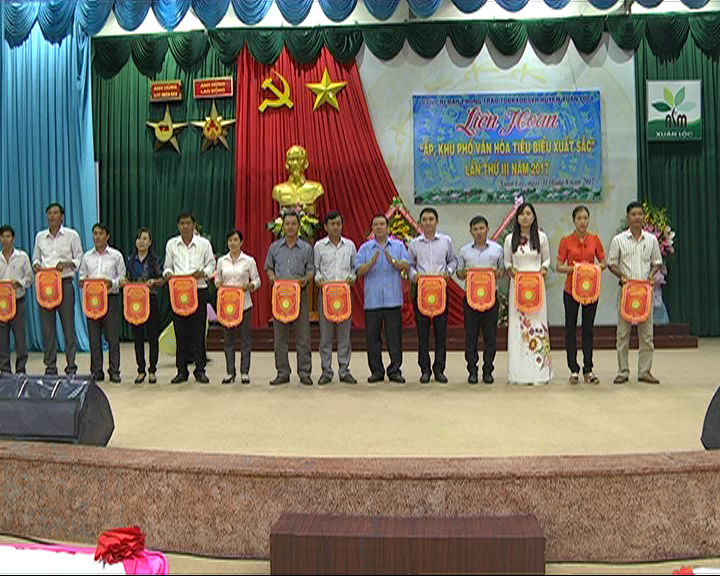 lien hoan khu ap (tang co).BMP