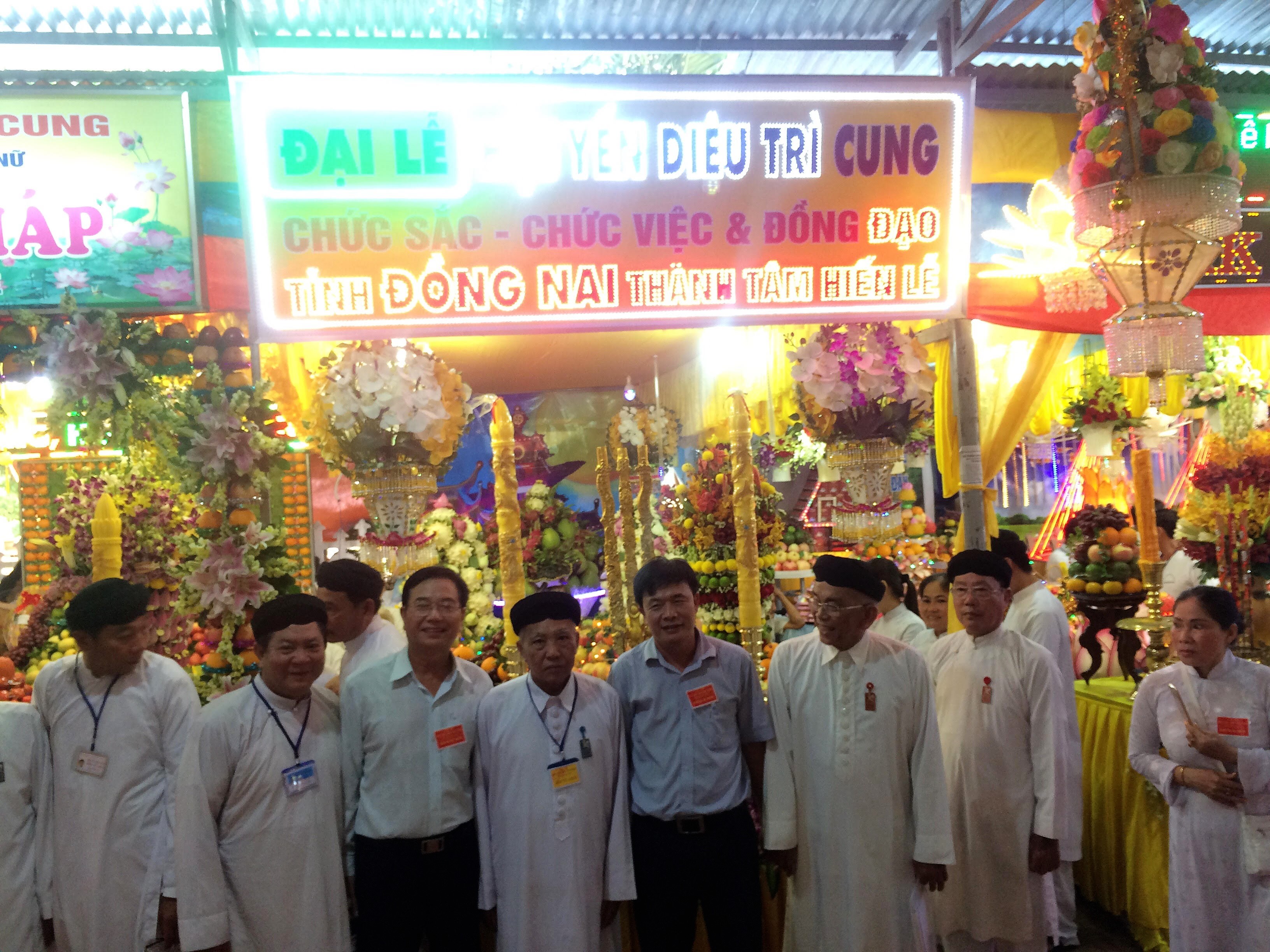 hội yến dieu trì cung1.jpg