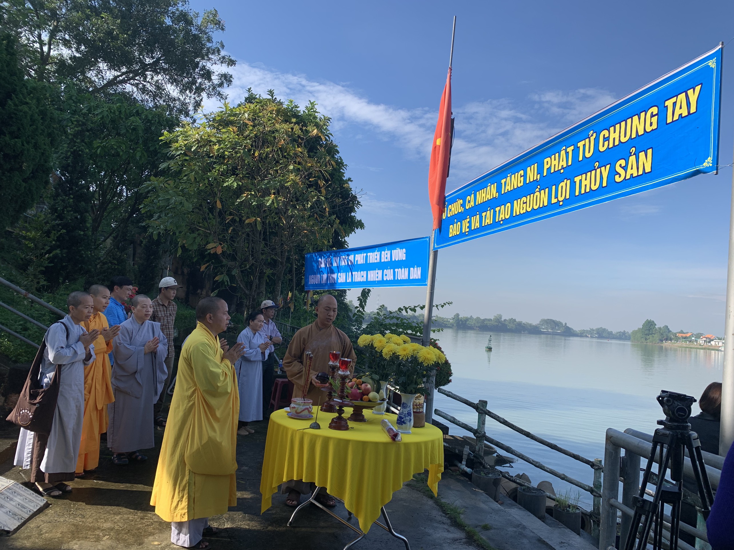pt lam le cau siêu.jpg