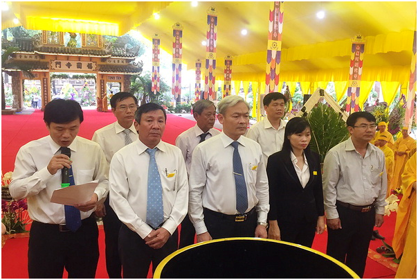 viếng HT quang dao.png