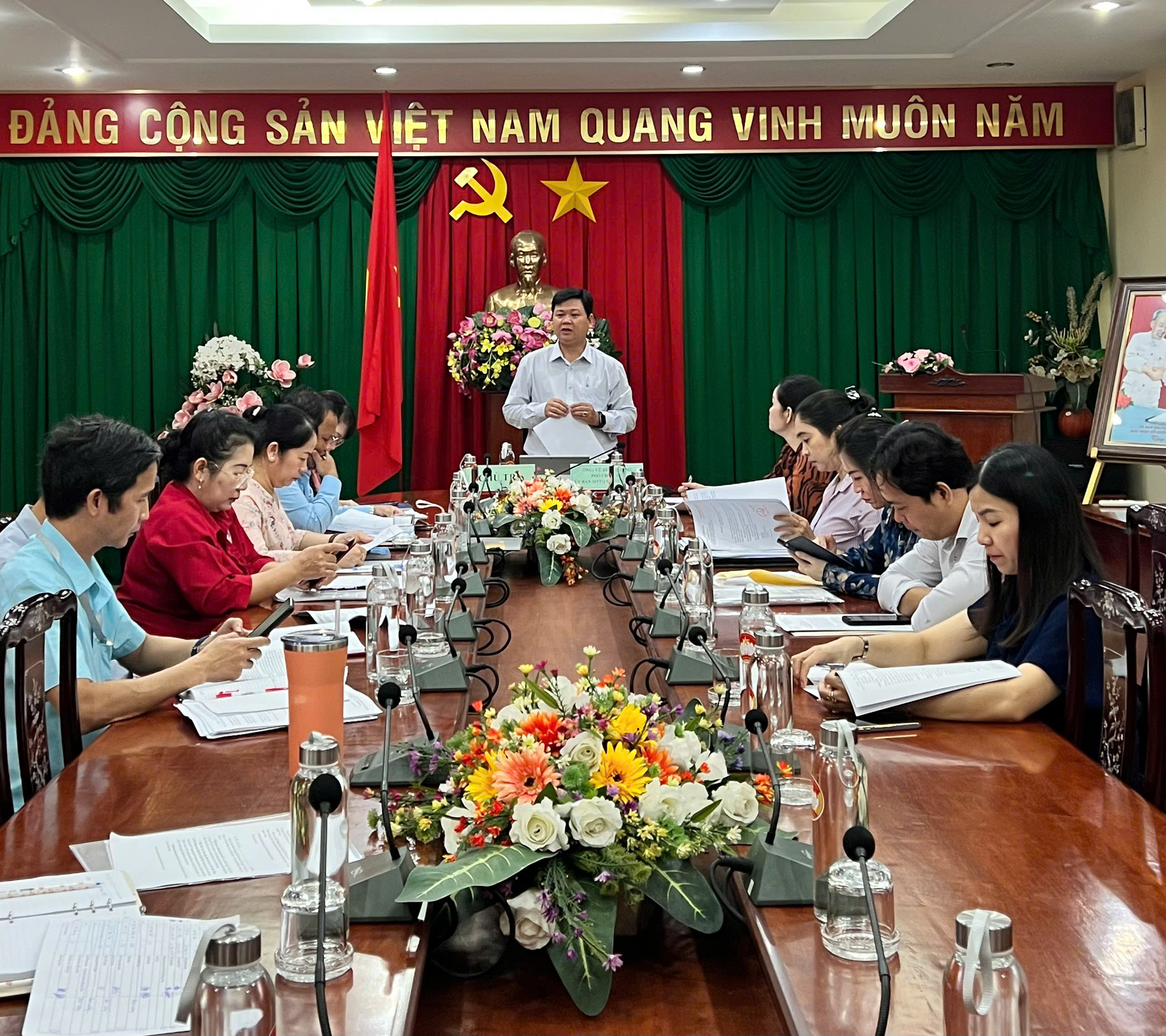 Họp Ban VĐ VNN.jpg