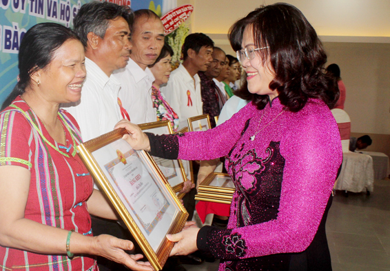 biểu dương hộ SX giỏi.png