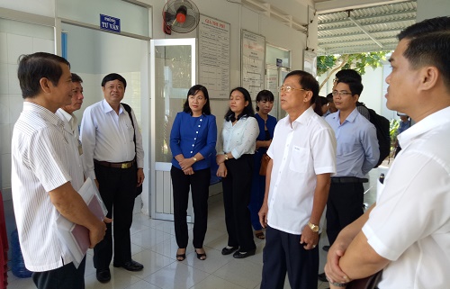 180508 Tổ đại biệu HĐND làm việc với CS Methadol 4.jpg
