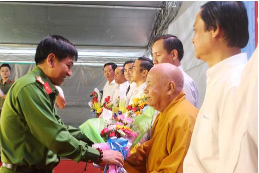 thầy chùa già lam 1.png