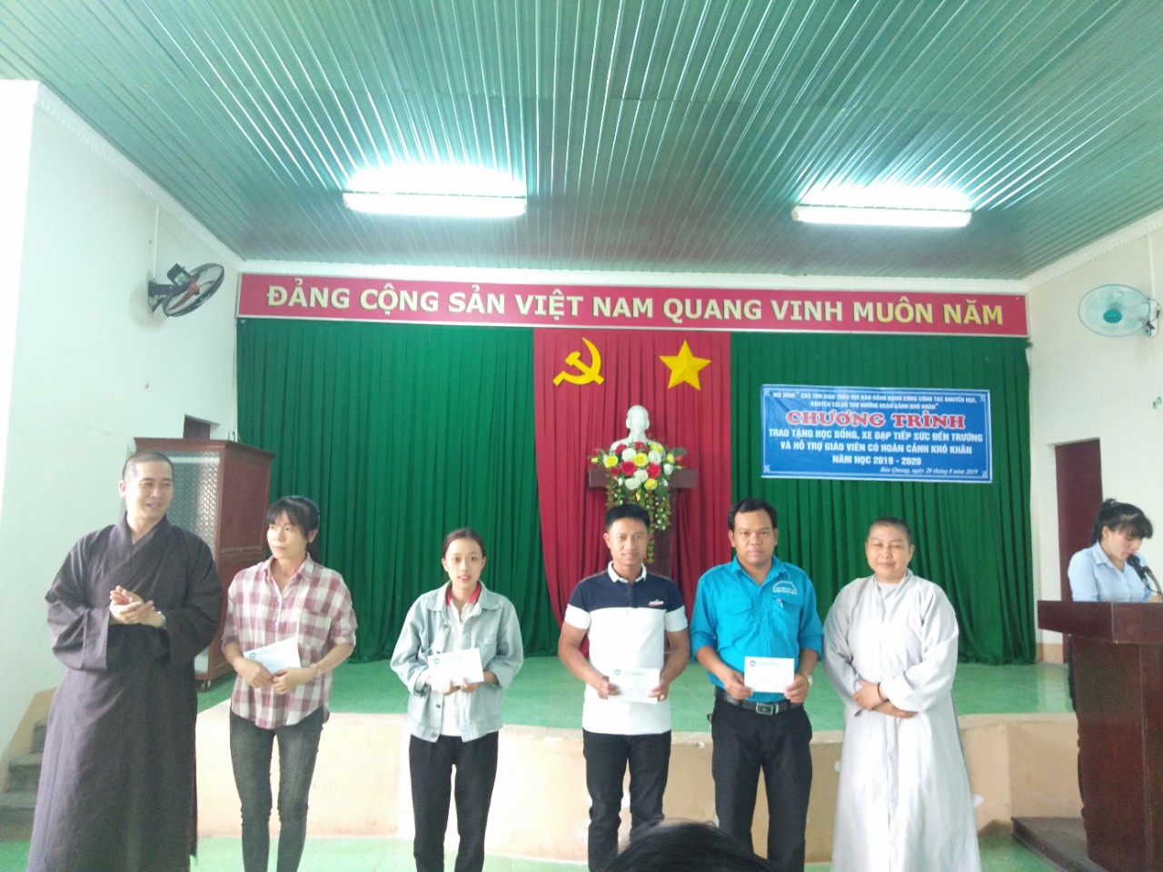 0a08796adc4d3b13625c.jpg