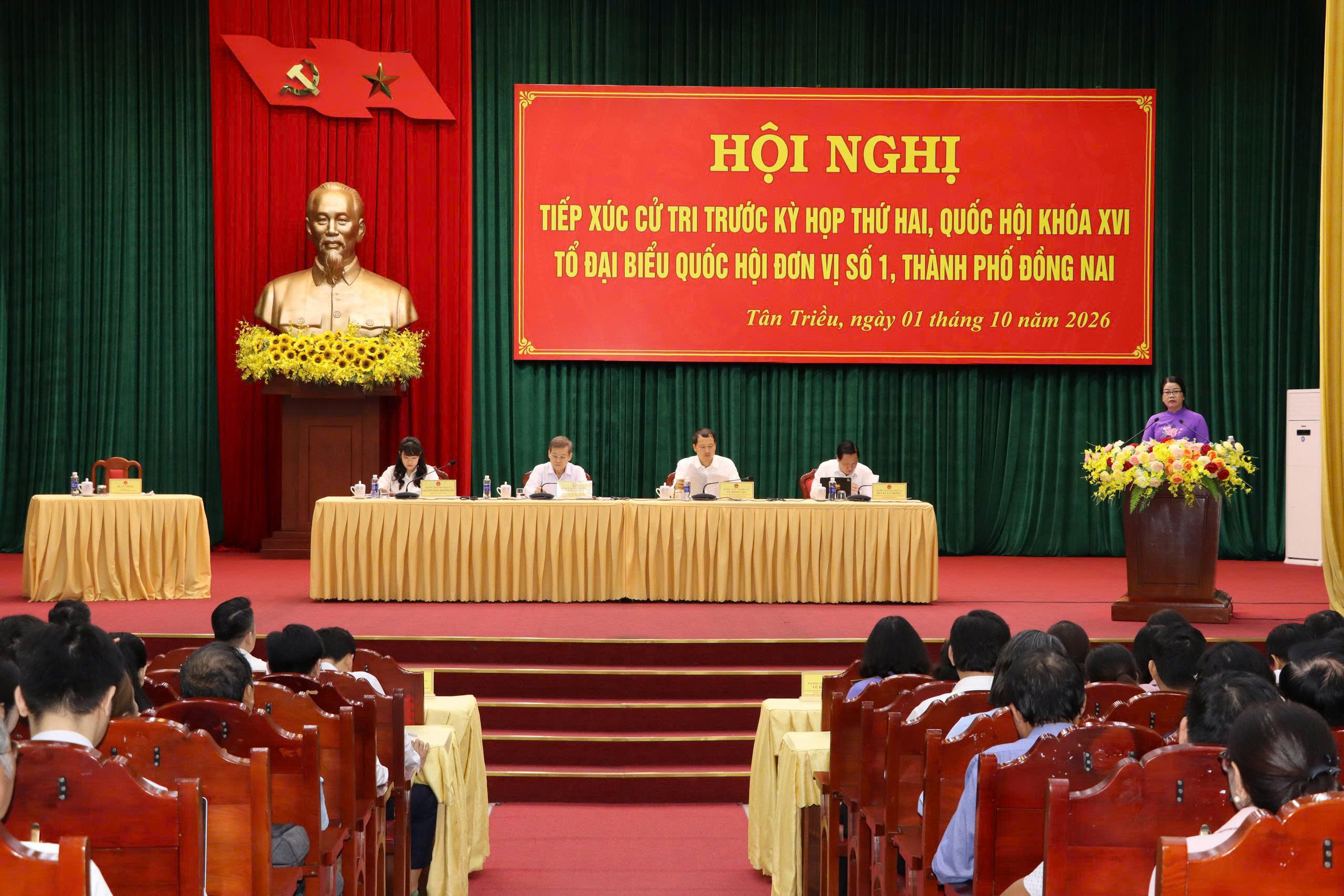 Tổ đại biểu Quốc hội đơn vị số 1, Đoàn Đại biểu Quốc hội thành phố Đồng Nai tiếp xúc cử tri trước Kỳ họp thứ 2, Quốc hội khóa XVI